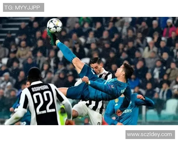 足球明星风采：唯美瞬间定格传奇之旅的光辉与魅力